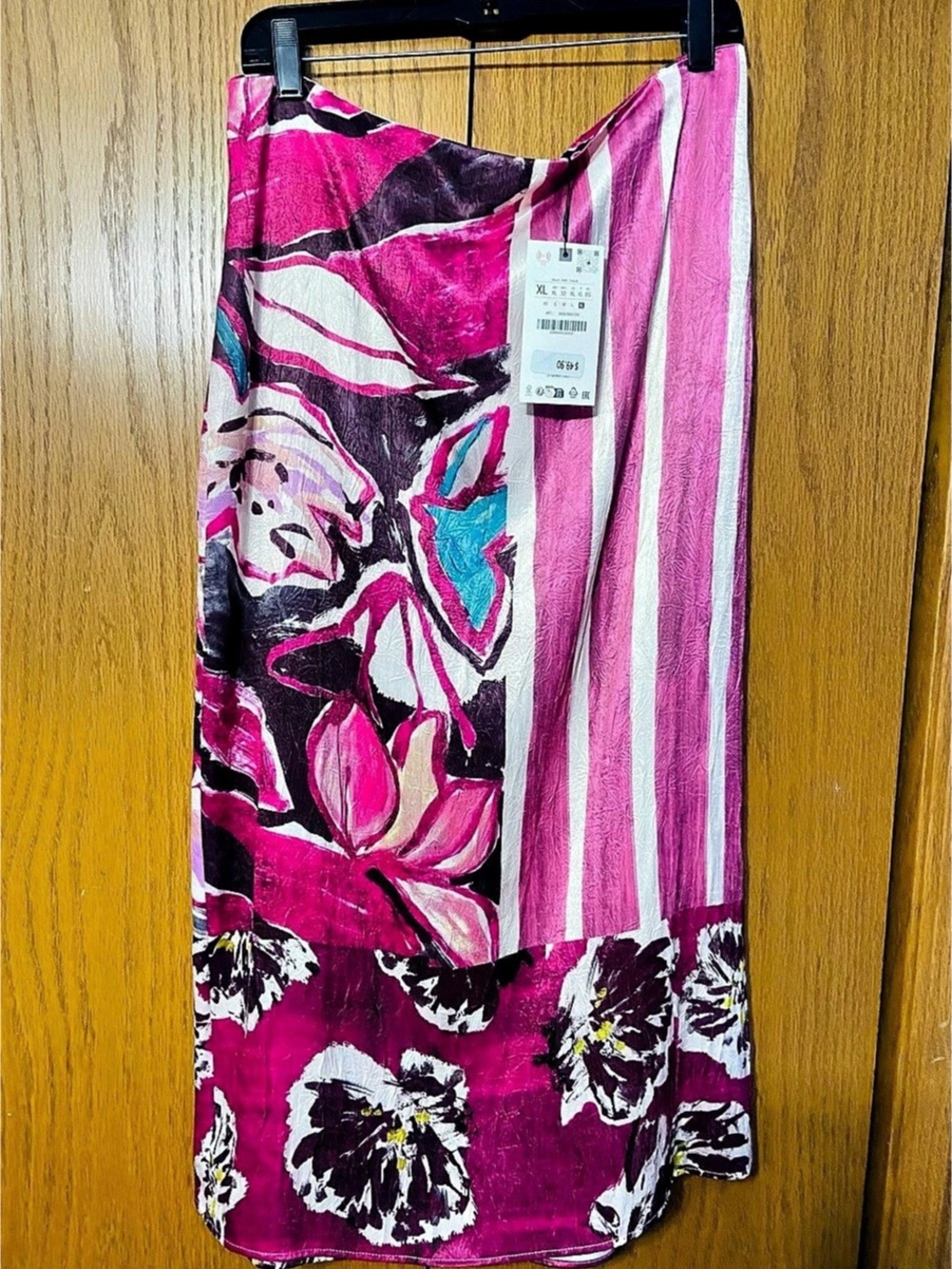 Zara Printed Satin-Effect Midi Skirt Pink & White XL
